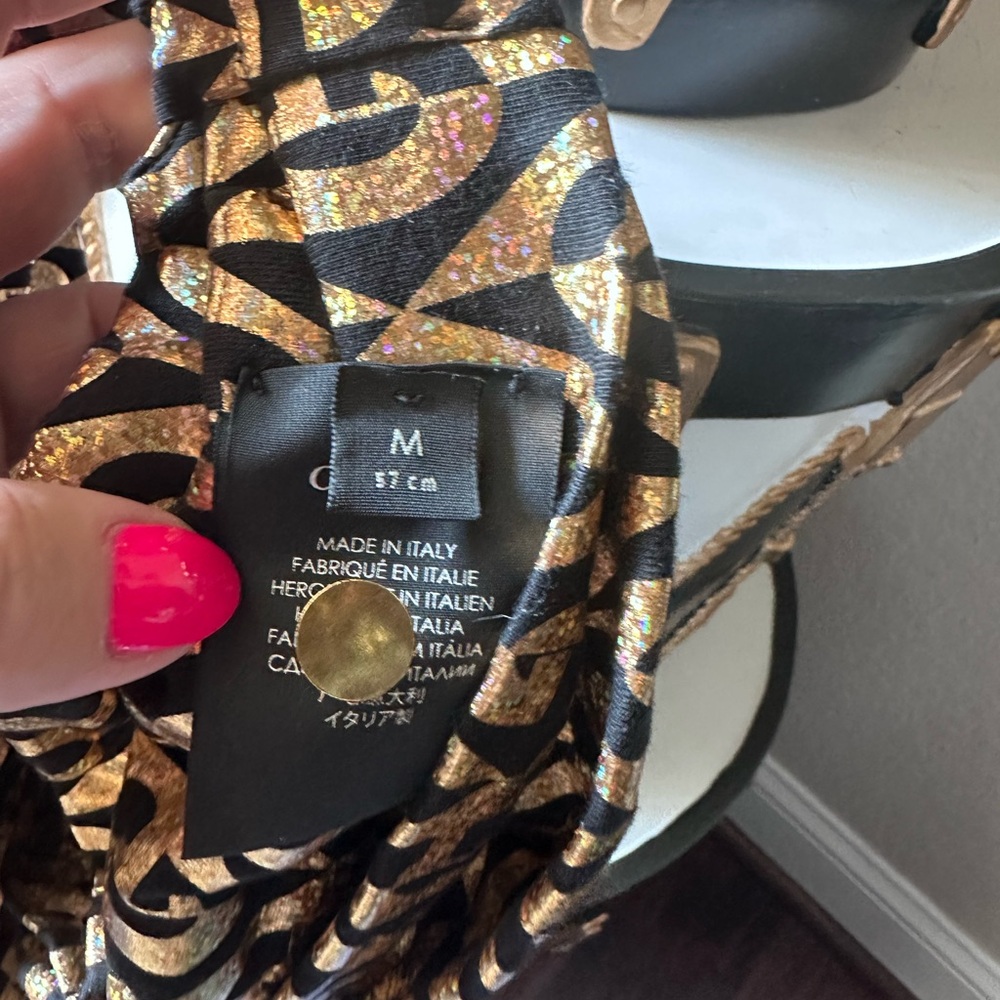 Gucci Black and Gold Patterned Headwrap - Picture 5 of 7
